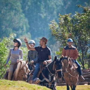 Tour a caballo al Balcón del Diablo desde Cusco